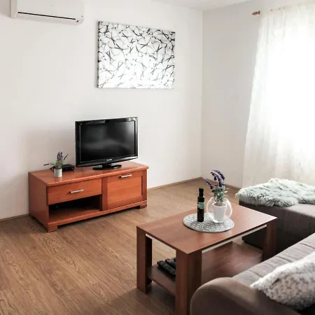 Apartment Ea Ugljan